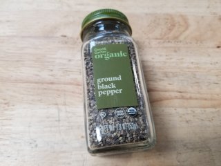New Simply Organic Ground Black Pepper