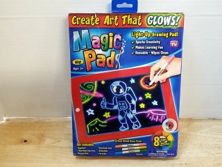 New Magic Light-Up Drawing Pad