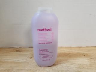 New hydrating body wash 18 oz