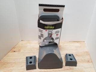 Portable hose hanger
