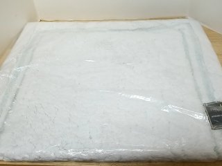 New White Plush Bath Mat 40 by 24 inches 
