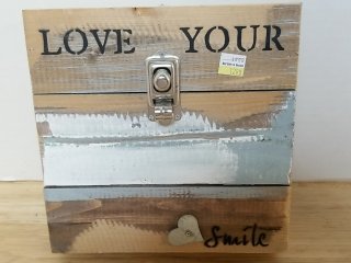 New Rustic Wooden picture holder 8 by 8 inch 