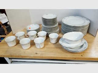 Porcelain Dish Set, some chips 