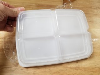 New Divided Plastic Container, 8 in