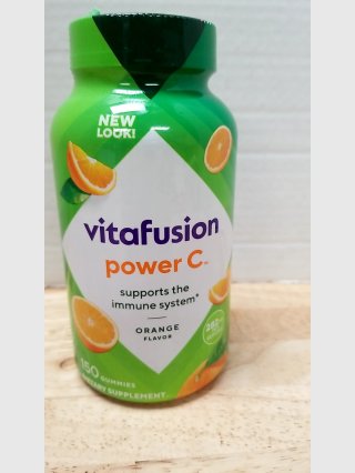 Vitafusion Power C Gummies, exp oct 2025