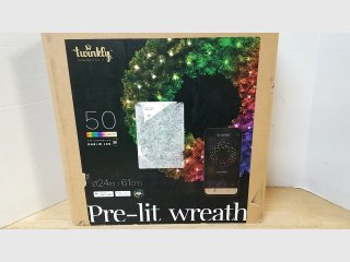 Twinkly Pre-Lit LED Wreath