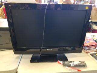 2010 LCD 27 in Sanyo TV, remote,  works