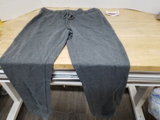 New ladies jogger pants size medium 