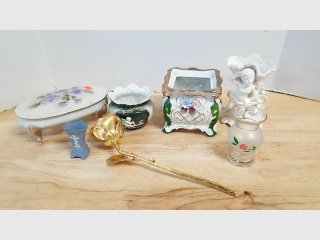 Vintage Porcelain Figurines & Vases Lot
