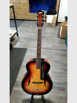 Vintage Checkmate Guitar, good cond for age