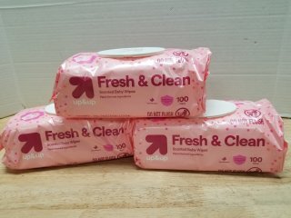New scented baby wipes 100 in each