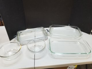 Glass baking dishes, pyrex and other, good shape 