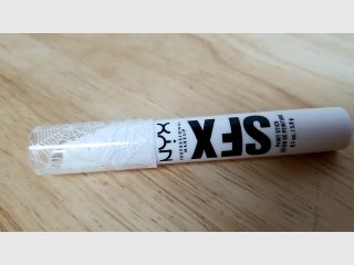 New NYX Spider Web Effect Mascara