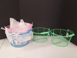 New, 6 wire baskets, 10x5 inch 