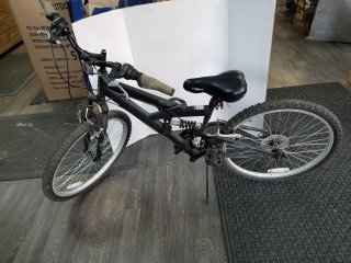 Adult NEXT PX 4.0 bicycle, needs tune up, sells as is 