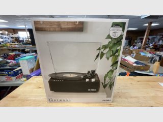 New Victrola Eastwood Bluetooth Record Player