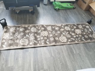 New runner approx 92 by 26 inches 