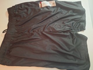 New mens nylon shorts, size medium 