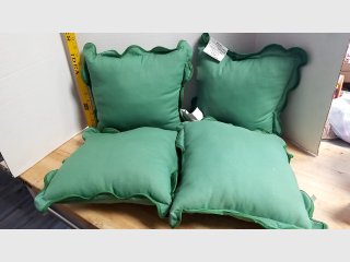 Set of 4 Green Scalloped Pillows