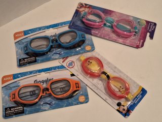 New swim goggles 
