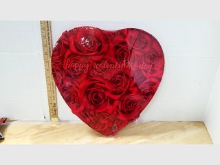 Happy Valentine\'s Day Rose Heart Tin