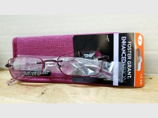 Foster Grant +2.50 Reading Glasses