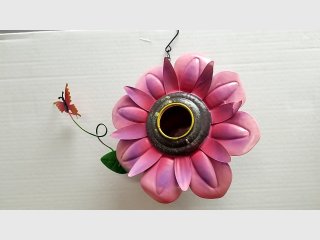 New Pink Metal Flower Bird Feeder