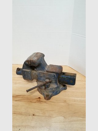 Vintage Columbian #414 Bench Vise