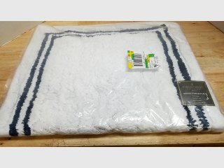 New Fieldcrest Luxury Border Stripe Bath Rug