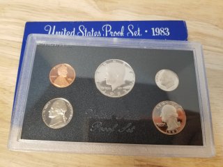 1983 US Proof Coin Set