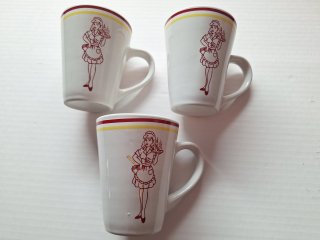 3 ceramic vintage style coffee mugs