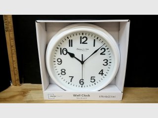 Mainstays Sterling & Noble 8.78\" Wall Clock
