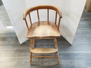 Wood chair approx 30 inch tall 