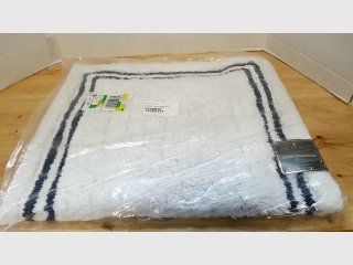 New White Bath Rug with Navy Border 34 by 21 inch