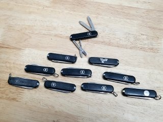 Swiss Black pocket knives, All good cond, 4 in open