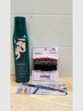 Goodfellows Ocean Bath Set w/ Scrunchies & Eyeline