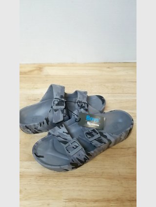 New Boys Camo Rubber Sandals, L 2/3