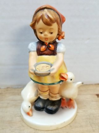 Vintage Hummel, 5 in, exc cond