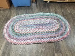 Area rug 46 by 27 inches 