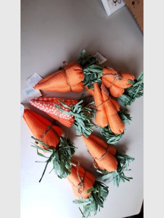 Fabric Carrot Sachets Set