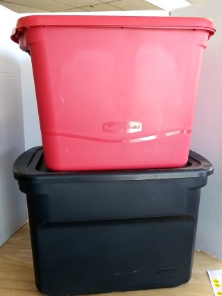 2 - 18 gallon totes,  lids
