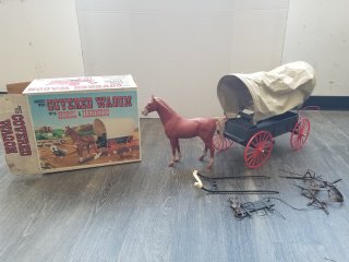 Johnny West covered wagon, horse, harness 