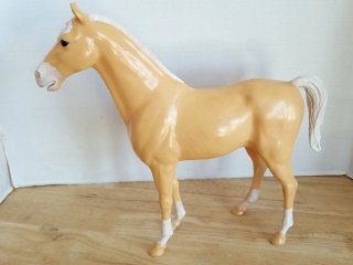 Tan Plastic Horse Toy, Vintage Marx Horse, vg cond, 14 in
