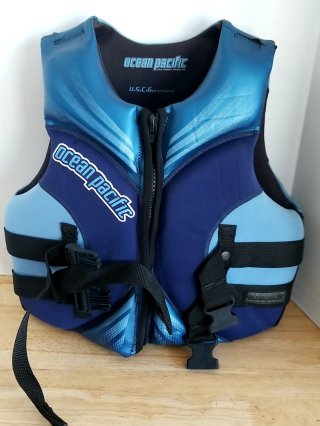Blue Ocean Pacific Life Vest, Ladies large
