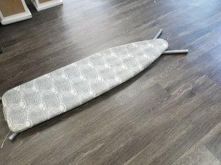 Ironing board 