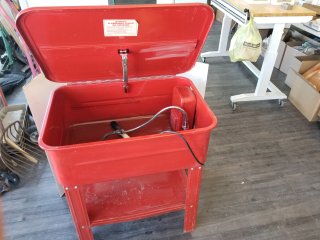PARTS washer, 20 gal., approx 36 by 30 by 22 inch 