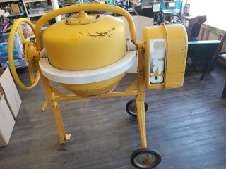LARGE portable mixer, sells as is
