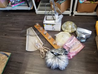HOUSEHOLD ITEMS