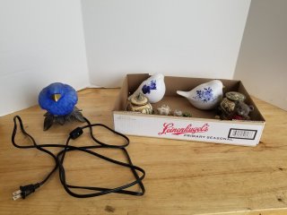 BIRD lamp and other collectibles 
