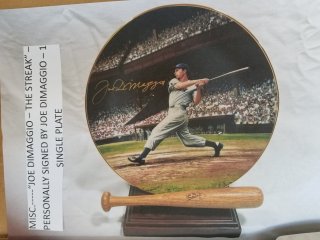 Joe Dimaggio autographed plate, authentic, mint in box 